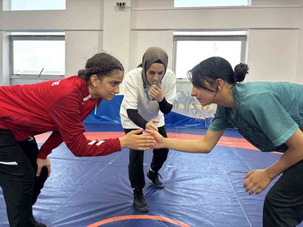 Avrupa 3.'sü Rümeysa'nın hedefi dünya şampiyonluğu