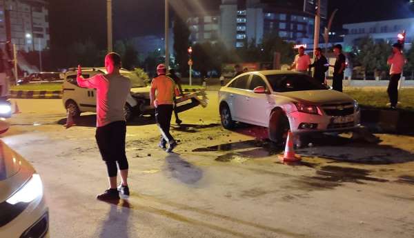 Muş'ta trafik kazası: 2 yaralı