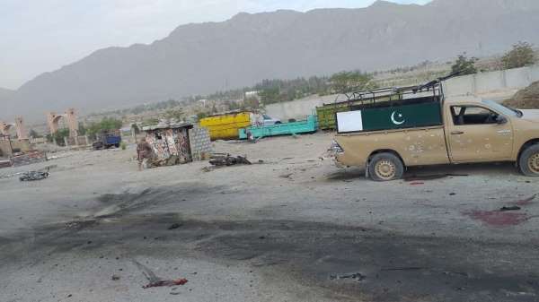 Pakistan'da güvenlik noktasına saldırı: 4 ölü, 20 yaralı