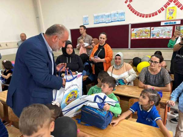 2 bin çocua krtasiye seti ve okul çantas destei