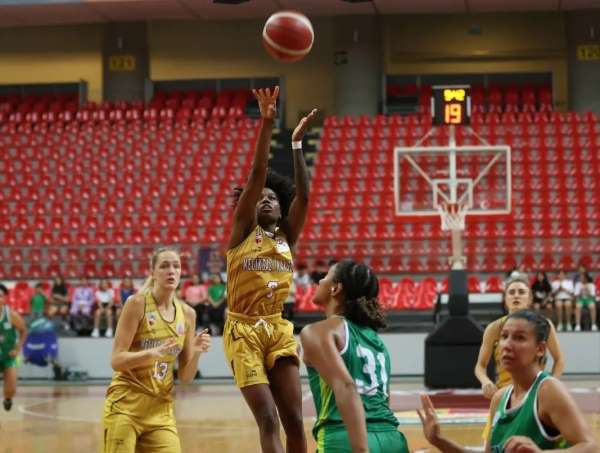 Erciyes Cup 1. Maç: Melikgazi Kayseri Basketbol: 65 - zmit Belediyespor: 67