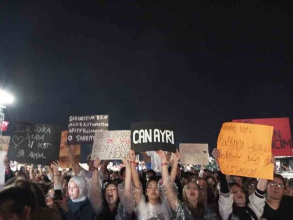 Motofest Öykü Gürman ve Emir Can rek konserleriyle sona erdi