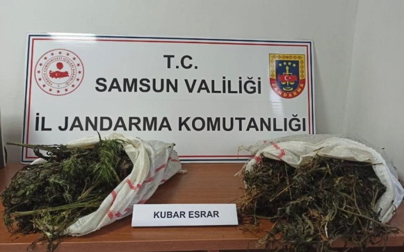 Samsun'da jandarma 6 kilo 930 gram kubar esrar ele geçirdi