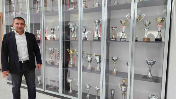 Ömer Faruk Alimoğulları: 'Gözümüzü Süper Lig'e diktik'