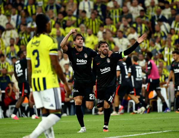 Trendyol Süper Lig: Fenerbahçe: 1 - Beşiktaş: 2