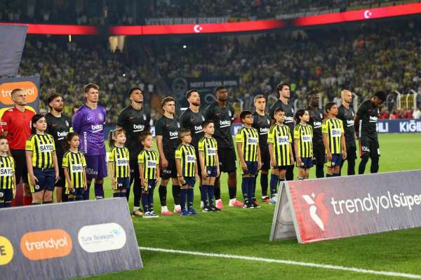 Vincenzo Italiano'dan derbide tek değişiklik