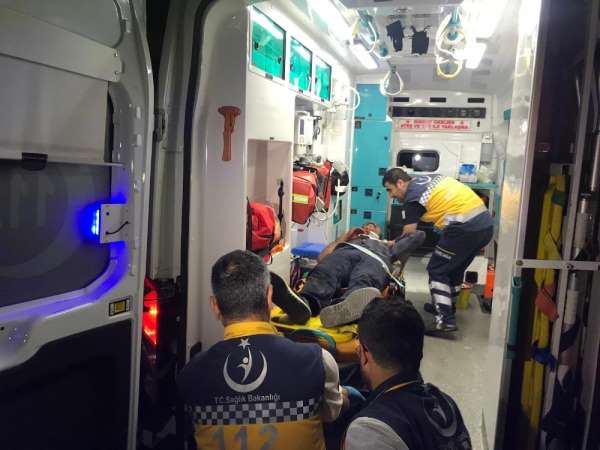 Arnavutköy'de göçmenleri taşıyan tır kaza yaptı, çok sayıda göçmen yaralandı