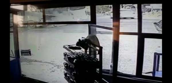 Şanlıurfa'da 16 askerin yaralandığı kaza kamerada