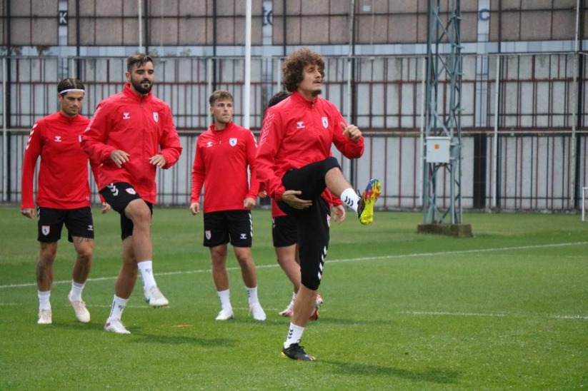 Samsunspor kaptanı Çelik: 'Eve gittiğimizde rahat uyuyamıyoruz'