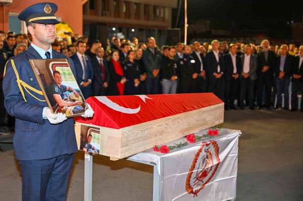 Ankara'da yangında şehit olan itfaiye eri için resmi cenaze töreni düzenlendi