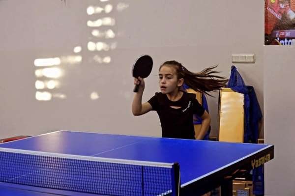 GSB Spor Okulları'nda masa tenisi çalışmaları devam ediyor