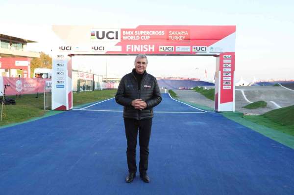 Sakarya Büyükşehir Belediye Başkanı Ekrem Yüce: 'Bisiklet yolunda hedef 500 kilometre'