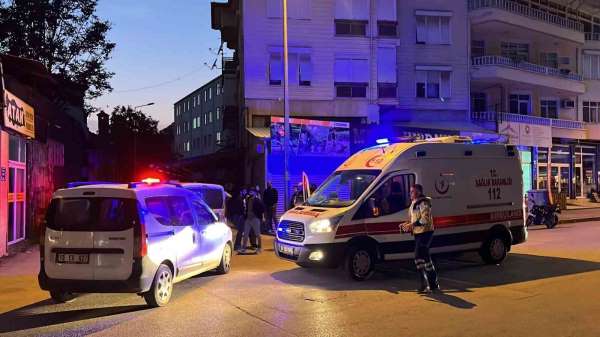 Burdur'da komşular arasında bıçaklı kavga: 4 yaralı