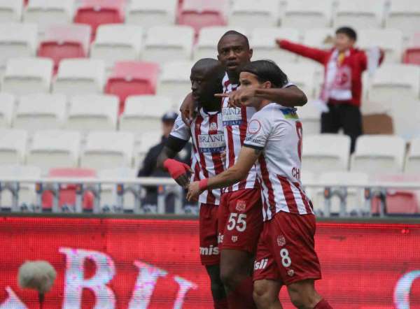 Sivasspor'da Fode Koita golle tanıştı