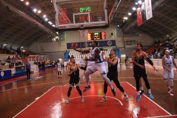Türkiye Basketbol Ligi: Kocaeli BŞB Kağıtspor: 68 - Mersin Büyükşehir: 83