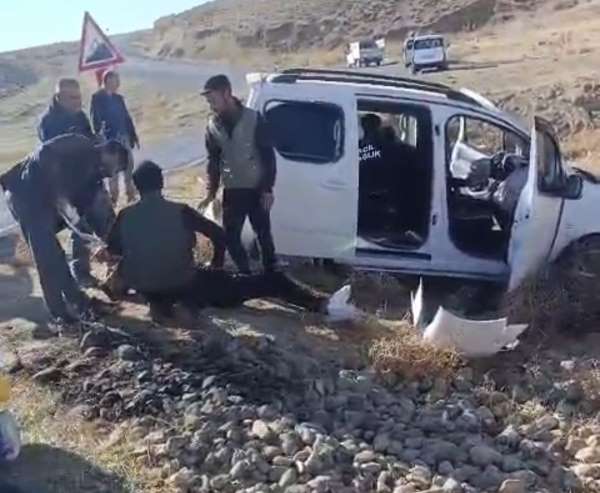 Başkale'de trafik kazası: 4 yaralı