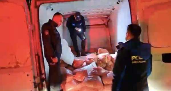 Samsun'da 2,6 ton kaçak midye ele geçirildi