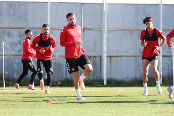 Sivasspor'da Manisa FK maçı hazırlıkları sürüyor