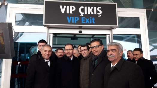 Gençlik ve Spor Bakanı Kasapoğlu Kars'ta