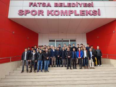 Başkan Kır: '2053 ve 2071'i gençler inşa edecek'