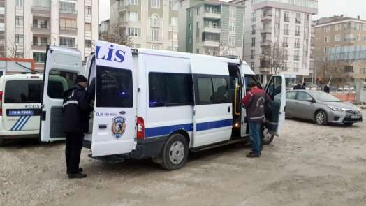 Asansör boşluğuna düşen 2 işçi hayatını kaybetti
