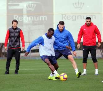 Antalyaspor'da ikinci yarı hazırlıkları sürüyor