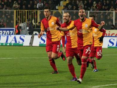 Bursaspor'dan ayrılanın yüzü gülmüyor