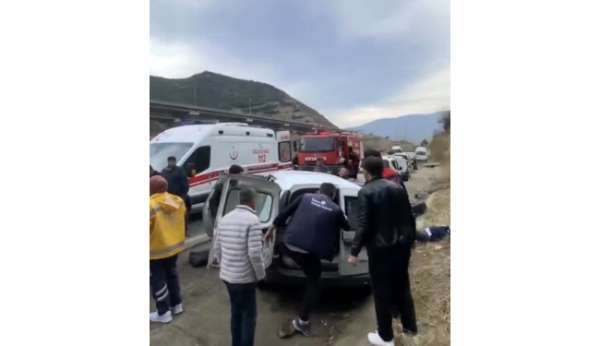 Osmaniye'de trafik kazası: : 1 ölü, 3 yaralı