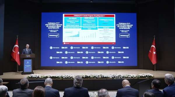 Bakan Bolat: 'Mal ve hizmetler ihracatında 2030'a kadar 500 milyar dolara ulaşmayı hedefliyoruz'