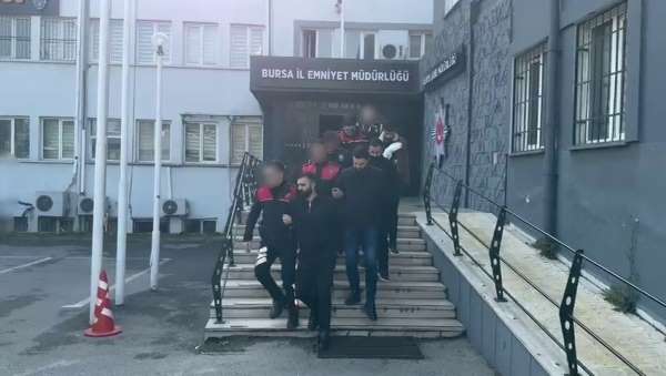 Bursa'da 'servis açmadınız' diye silahlı saldırı düzenleyip 6 kişiyi yaralayan şüphelilere operasyon : 10 şüph