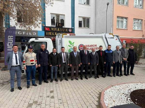 Hisarcık Belediyesi'ne yeni çöp toplama aracı