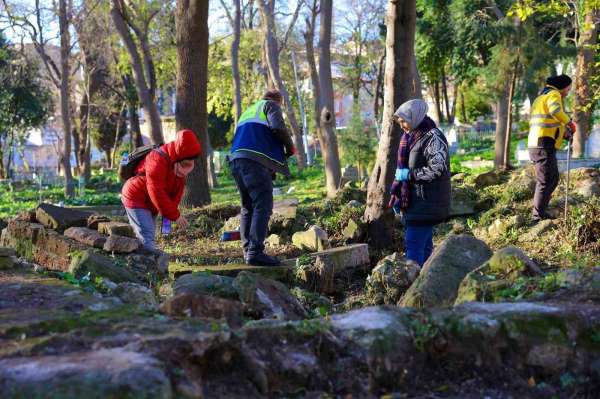 Seyyid Kutbiddin Mezarlığı'nda kurtarma kazısı ve çevre düzenleme çalışmaları