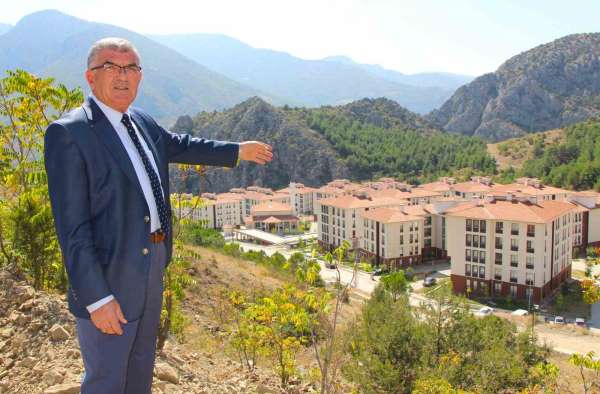 Mehmet Uyanık: 'Amasya'mızda beş yılda 3 bin toplu konut yapacağız'
