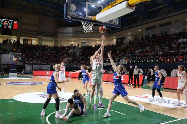 FIBA Kadınlar Avrupa Şampiyonası Grup Elemeleri: Türkiye: 83 - İzlanda: 76