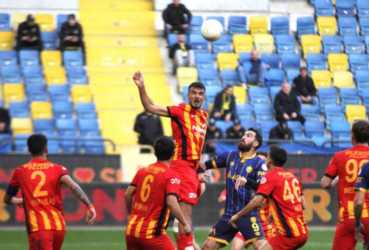 Trendyol 1 Lig: MKE Ankaragücü: 3 - Yeni Malatyaspor: 0