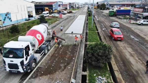 Kutlukent Bulvarı beton yolla yenileniyor - Samsun haber