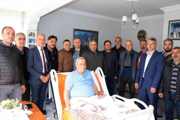 Mazbatalarını alıp saldırıya uğrayan Başkan Azman'ı ziyaret etti