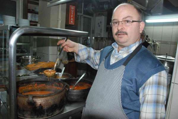 Uşaklı lokantacı ve tatlıcılara şeker gibi haber