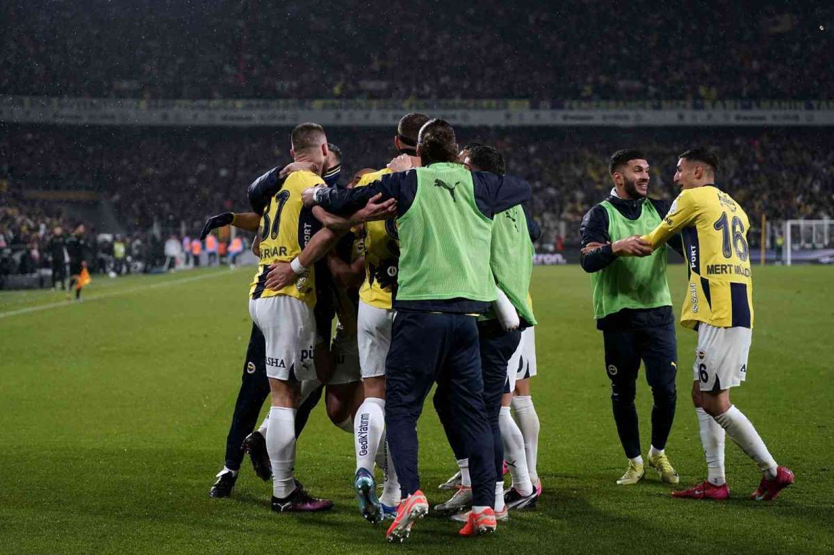 Trendyol Süper Lig: Fenerbahçe: 4 - Trabzonspor: 1