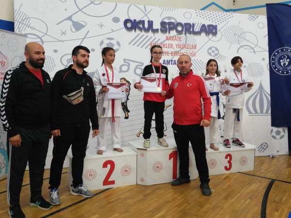 Karatede Türkiye şampiyonu oldu - Bilecik haber