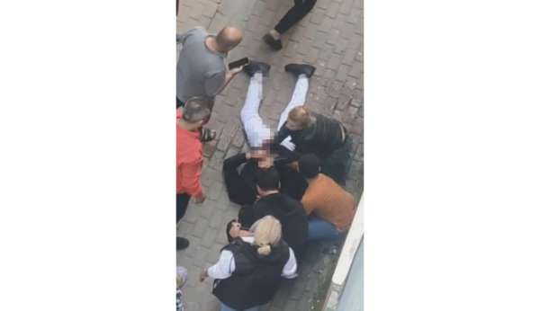 Bursa'da genç kız sevgilisini bıçakladı
