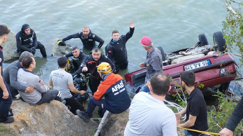 Samsun'da ehliyetini yeni alan genç, aracıyla baraj gölüne uçarak hayatını kaybetti