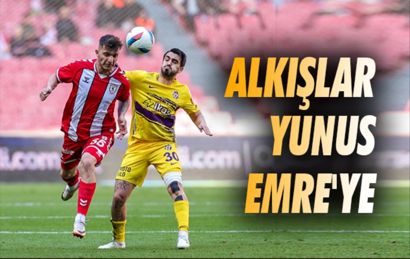 Alkışlar Yunus Emre'ye