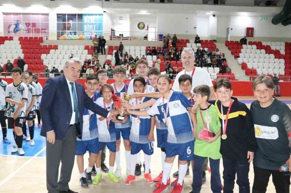 Bozüyük'te Okul Sporları Futsal Finali tamamlandı