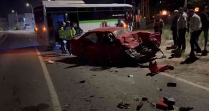 Tekirdağ'da otomobille minibüsün kafa kafaya çarpıştığı kaza kamerada: 1 ağır yaralı