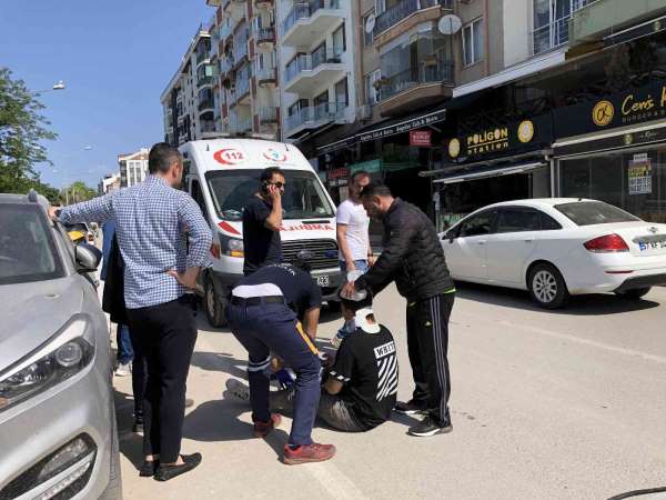 Sinop'ta motosikletten düşen kurye yaralandı