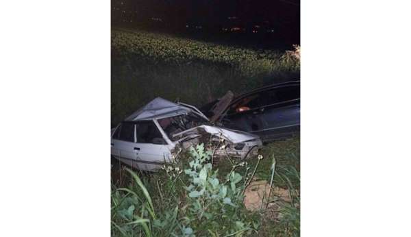Tokat'ta 3 aracın karıştığı kazada 2 kişi yaralandı