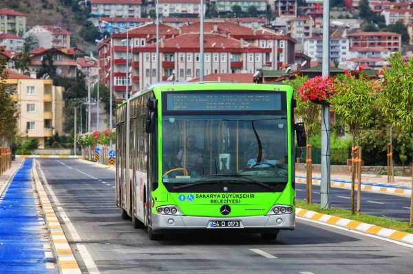 Sakarya'nın ulaşımına 100 milyon TL'lik yatırım: 20 yeni otobüsü hizmete alınacak