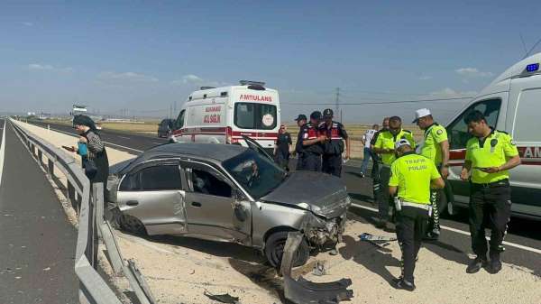 Tatile giden aile Aksaray'da kaza yaptı: 3 yaralı