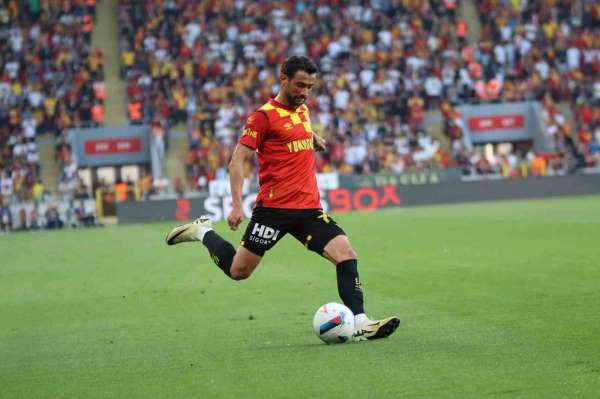 Göztepe, Ogün Bayrak'ın sözleşmesini uzattı
